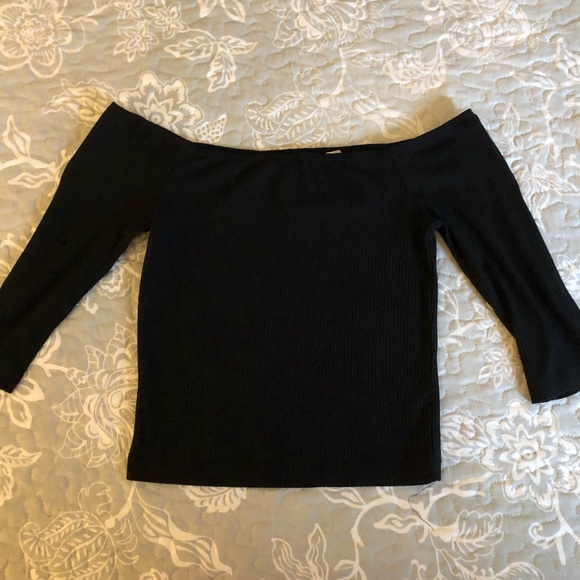 Pacsun Off the Shoulder Half-Sleeve Shirt - Picture 2 of 2